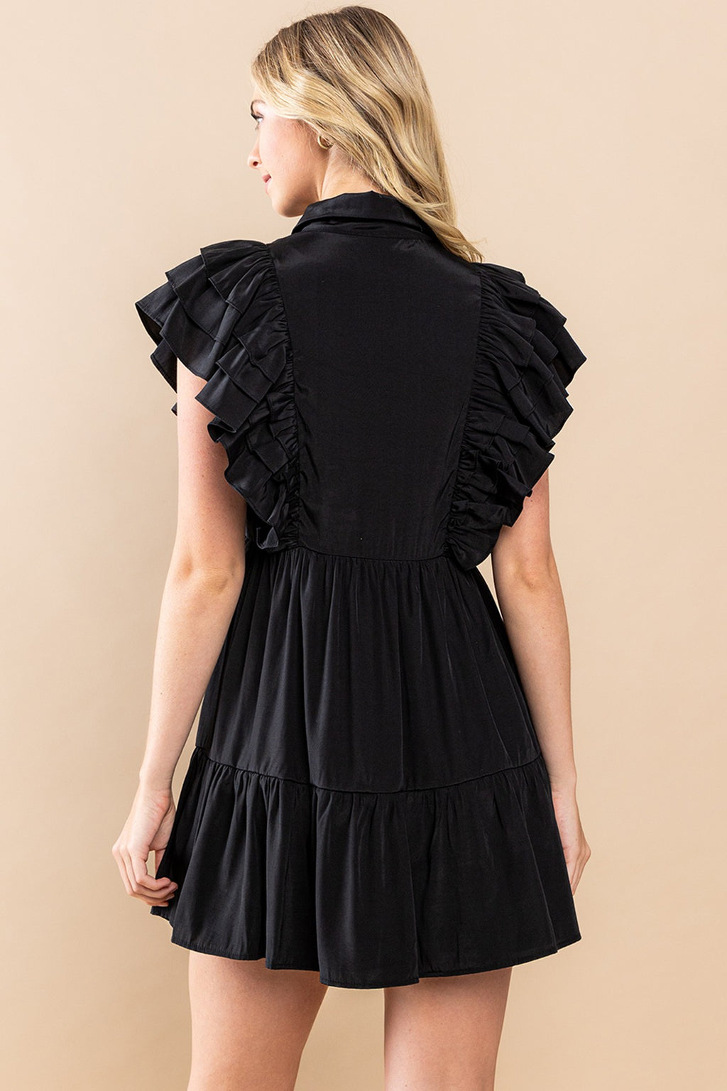 RUFFLE SLEEVE DRESS IN BLACK