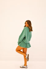 FLARE SWEAT SET IN GREEN