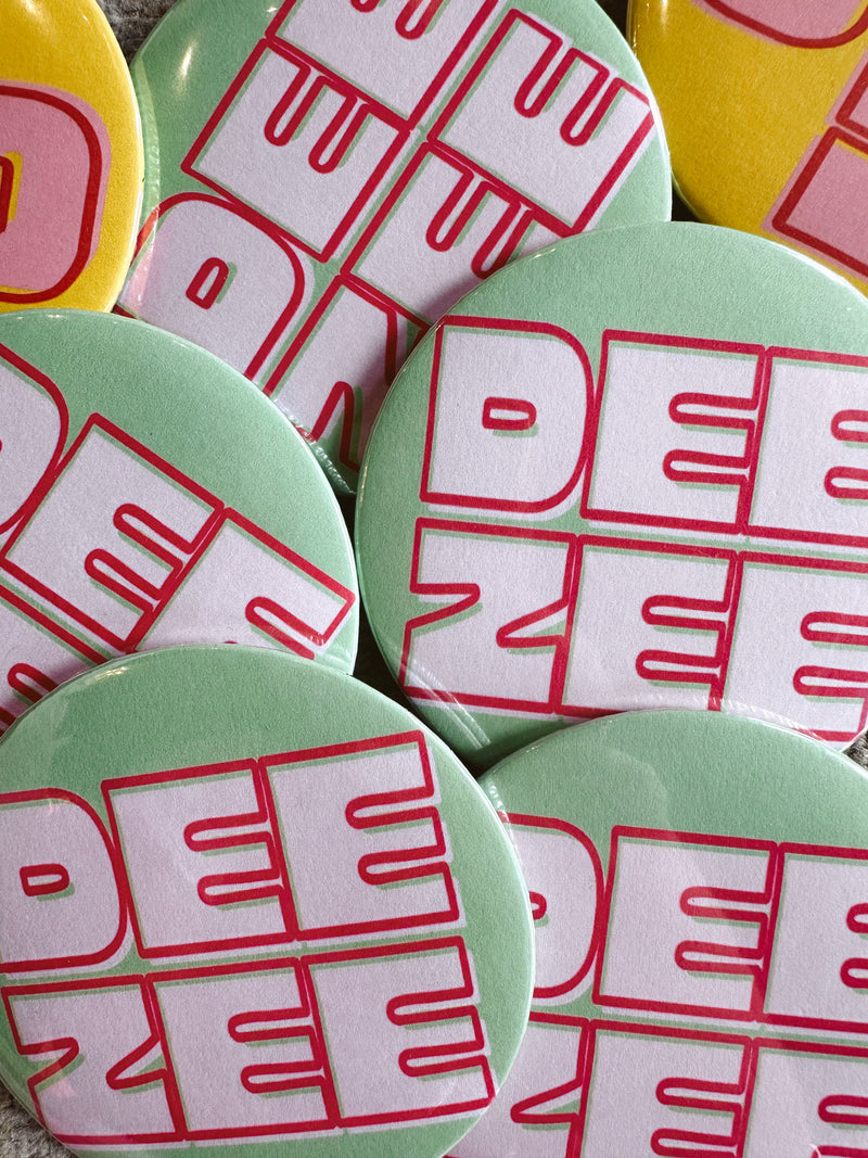 DEE ZEE BUTTON PIN