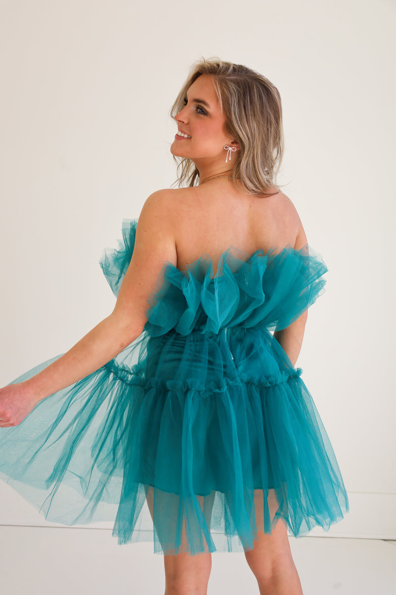 ORGANZA RUFFLE DRESS IN GREEN